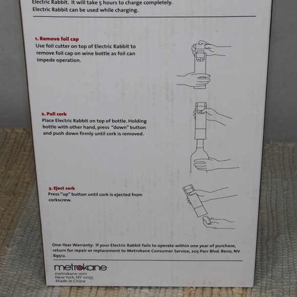 ELECTRIC RABBIT RECHARGEABLE CORKSCREW w/BUILT-IN FOIL CUTTER RED METROKANE - Picture 5 of 10